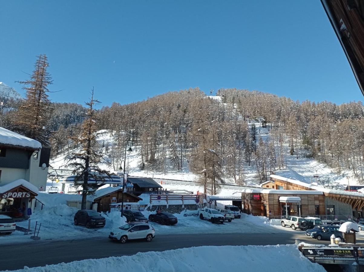 Residence Le Schuss Studio Montagne En Bas Des Pistes Vars  Exteriör bild