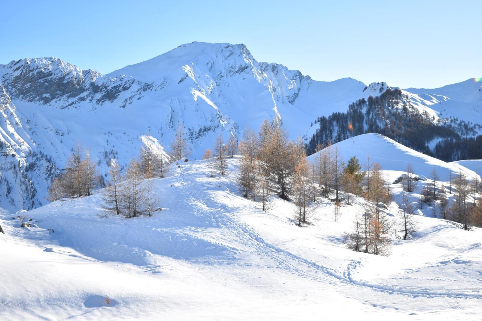 Residence Le Schuss Studio Montagne En Bas Des Pistes Vars  Exteriör bild